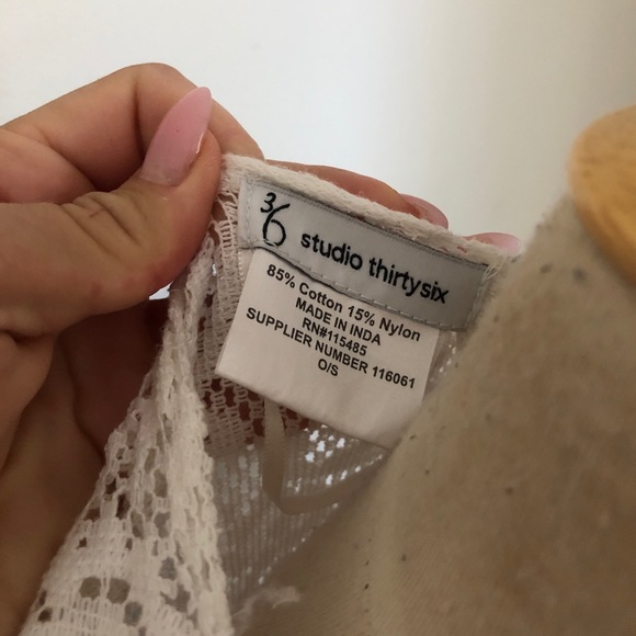 Beach cover up - Picture 2 of 3